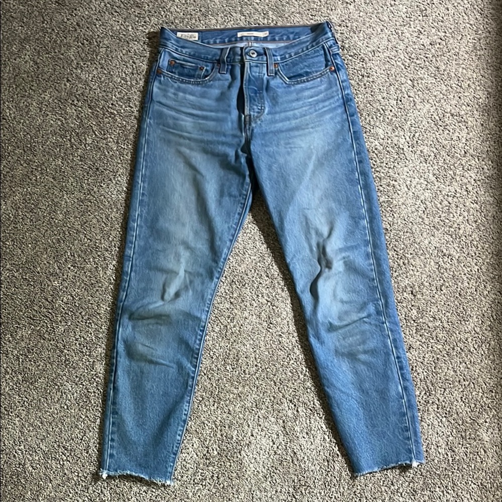 Women’s Levi Premium Wedgie Icon Fit Jeans